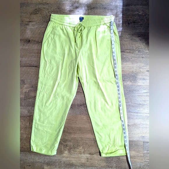 J. Crew Women's pants, size 12 - Picture 6 of 8